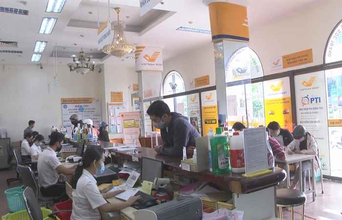 BHXH Sóc Trăng đẩy mạnh thanh toán không dùng tiền mặt (13-06-2024)